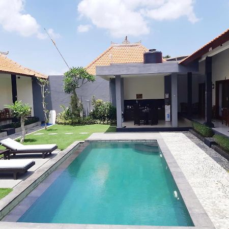 Plawa Bali Guest House Canggu Buitenkant foto