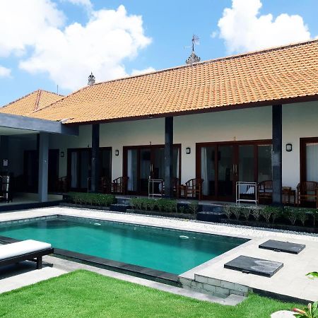 Plawa Bali Guest House Canggu Buitenkant foto